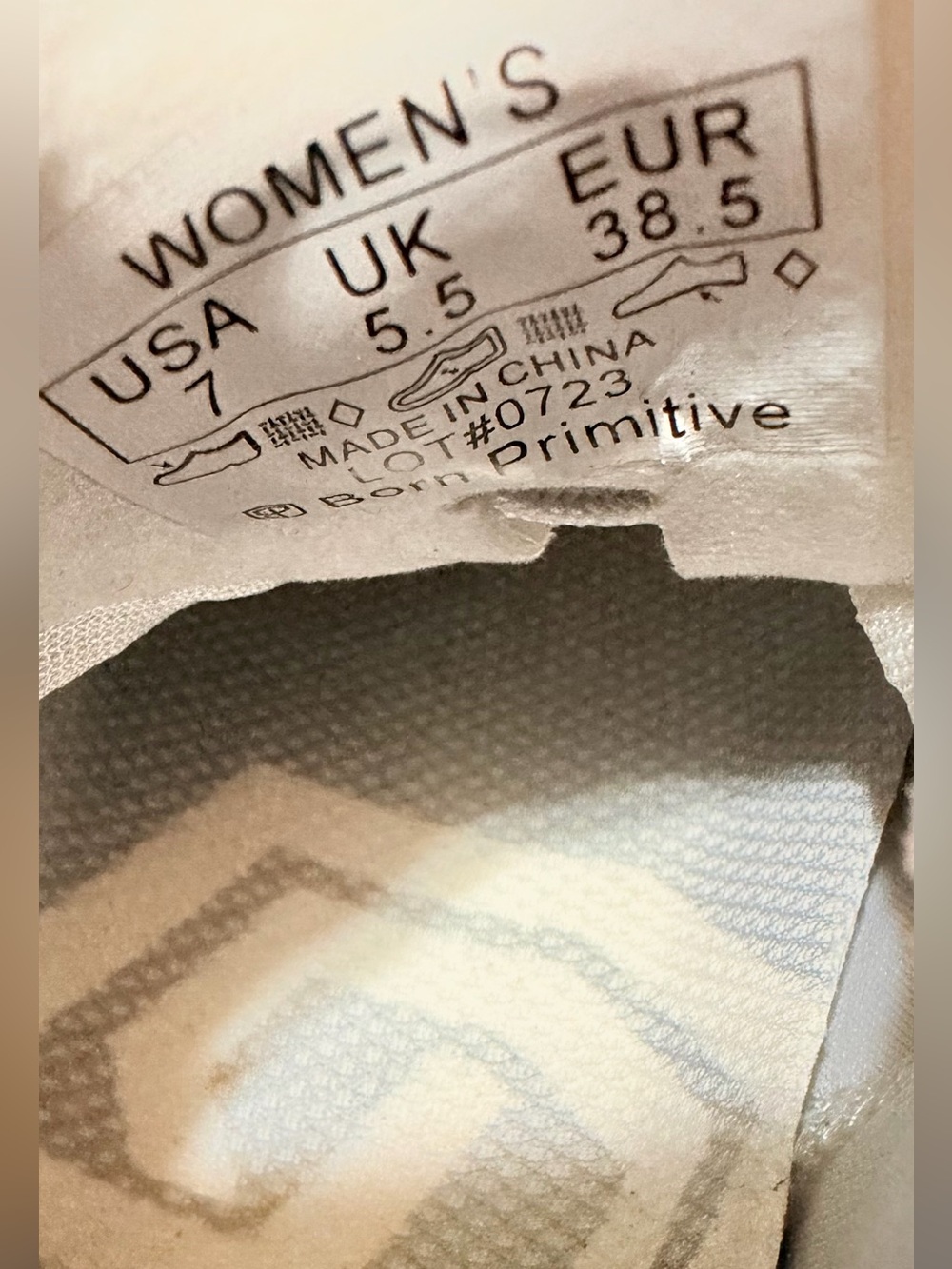 WOMEN'S SAVAGE 1 Primitive Sneakers - Picture 9 of 11